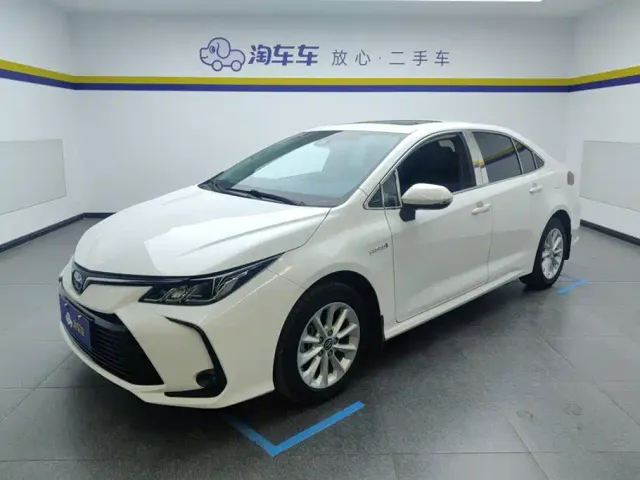 Фотография автомобиля — Toyota Corolla