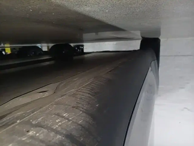 Tesla Model Y — Фото автомобиля 20
