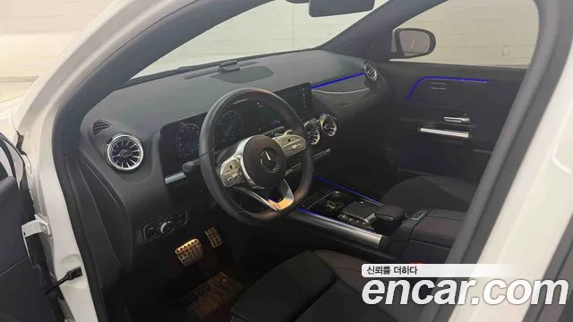 Mercedes-Benz GLA-Class H247 — Фото автомобиля 13