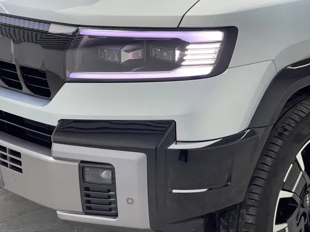 BYD FangChengBao Leopard 8 — Фото автомобиля 18