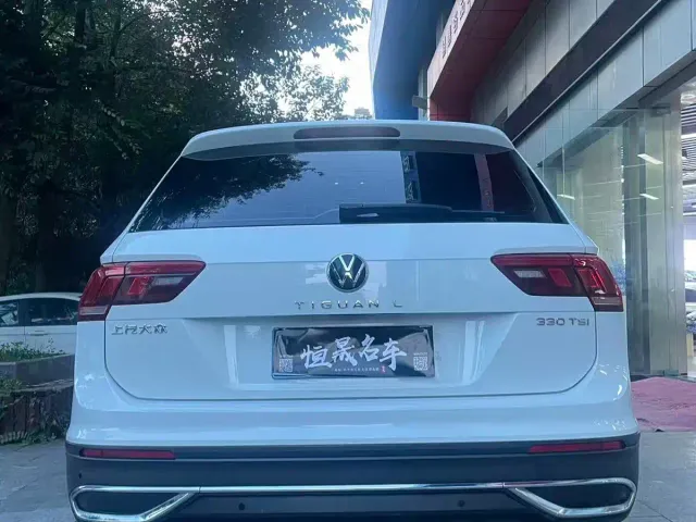 Volkswagen Tiguan L — Фото автомобиля 4