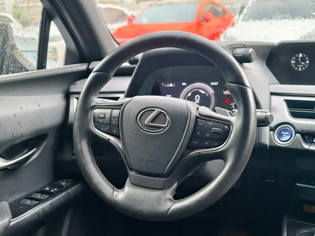 Lexus Lexus UX Electric 2020 300e Pure Enjoyment Edition — Фото автомобиля 21