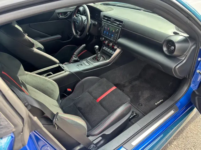 Subaru BRZ — Фото автомобиля 7