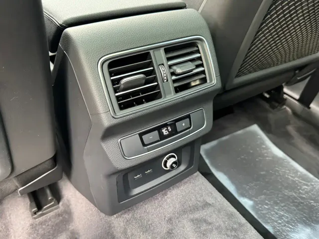 Audi Q5L — Фото автомобиля 12