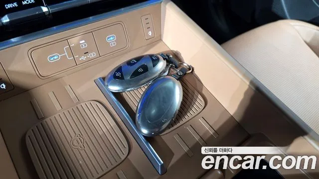 Hyundai Santa Fe MX5 — Фото автомобиля 29