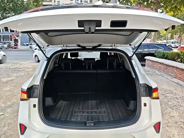 Wuling Asta — Фото автомобиля 18