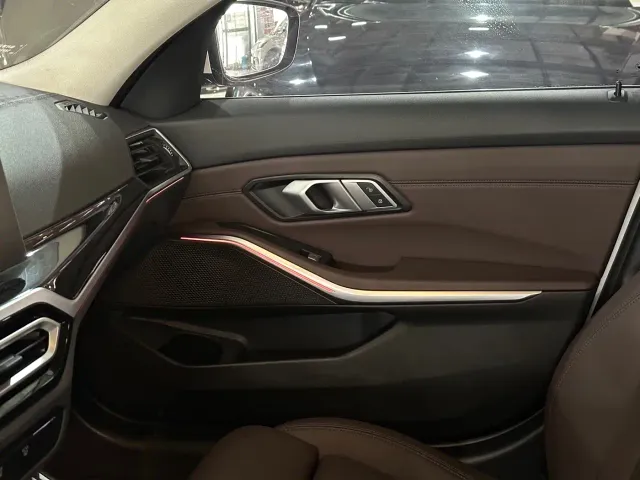 BMW 3 Series — Фото автомобиля 18