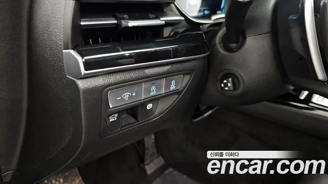 Genesis G80 Бензин 2.5 турбо AWD — Фото автомобиля 16