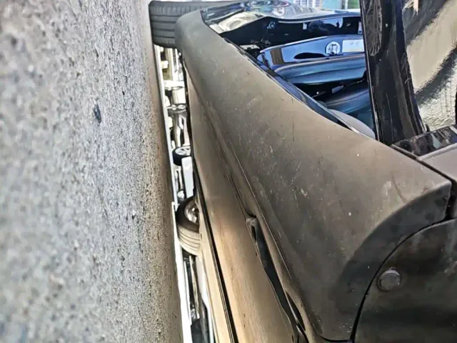 Tesla Model Y — Фото автомобиля 18