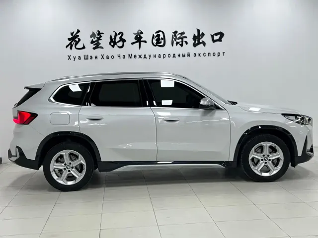 BMW X1 — Фото автомобиля 4