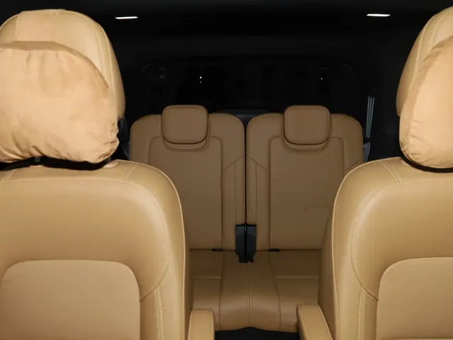 Li Auto ONE — Фото автомобиля 17