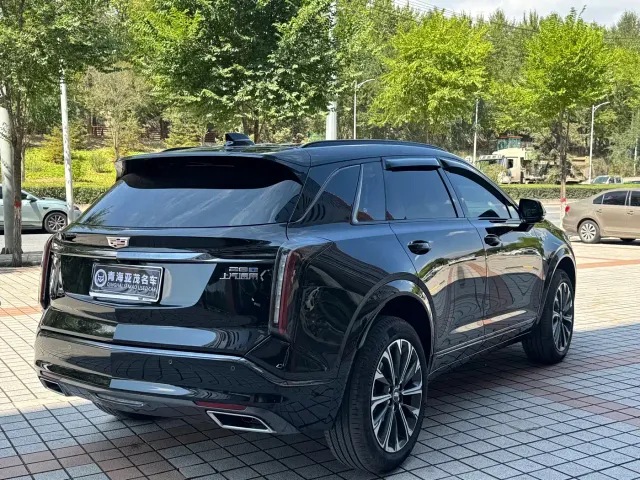 Cadillac XT5 — Фото автомобиля 15