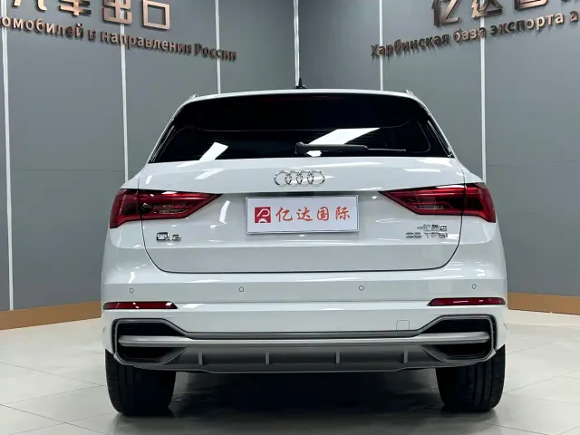 Audi Q3 — Фото автомобиля 5