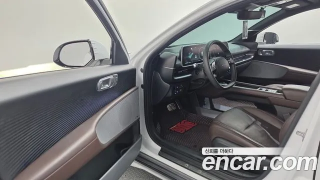 Hyundai Ioniq 6 — Фото автомобиля 15