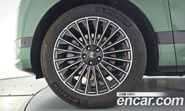 Hyundai Ioniq 9 — Фото автомобиля 5