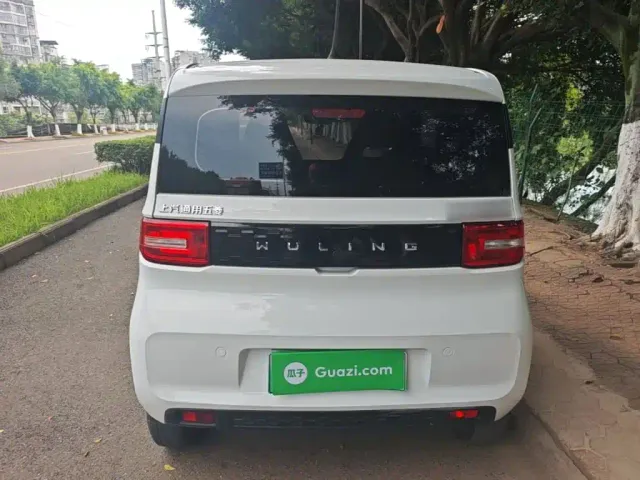 Wuling Hongguang Mini EV — Фото автомобиля 5