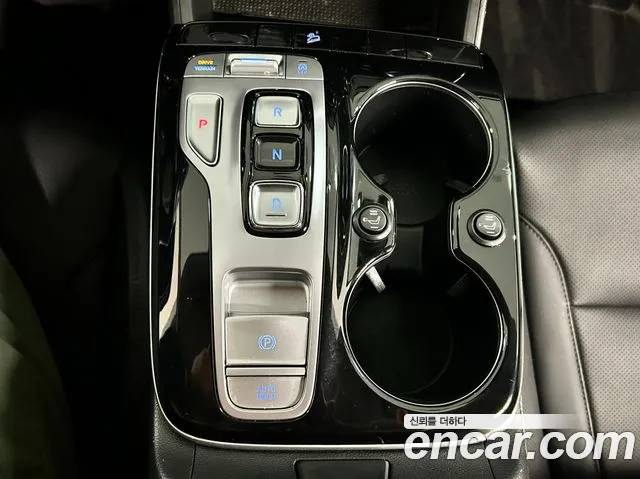 Hyundai Tucson Tucson (NX4) Дизель 2.0 4WD — Фото автомобиля 9