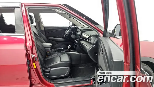 KG_Mobility_Ssangyong TIBOLI Very New Tivoli Бензин 1.5 2WD — Фото автомобиля 11
