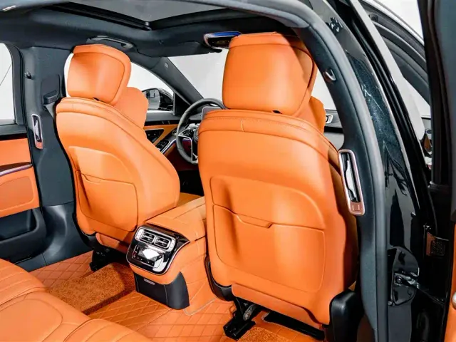 Mercedes-Benz S-Class — Фото автомобиля 18
