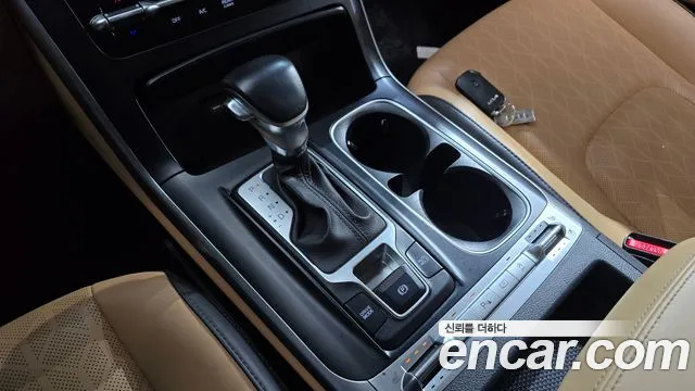 Kia Canival Carnival 4 поколение Дизель 9 мест Prestige — Фото автомобиля 9