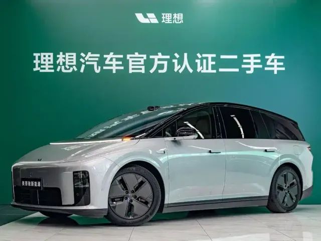 Фотография автомобиля — Li Auto i8