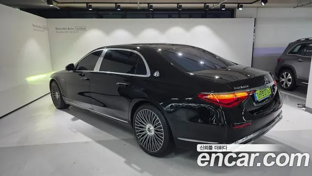 Mercedes-Benz S-Class — Фото автомобиля 3
