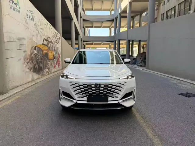 Changan Changan UNI-K 2021 Model 2.0T Luxury Type — Фото автомобиля 2