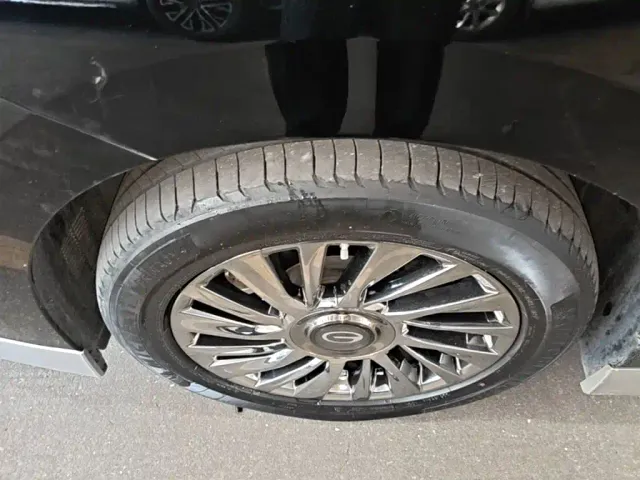 GAC Trumpchi M8 — Фото автомобиля 22