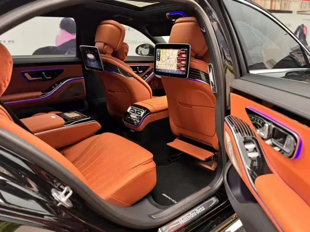 Mercedes-Benz S-Class — Фото автомобиля 8