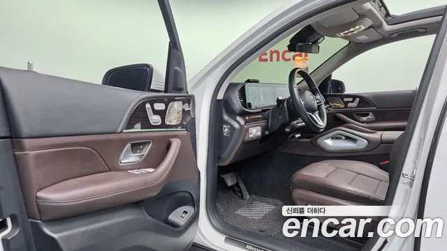 Mercedes-Benz GLE-Class — Фото автомобиля 15