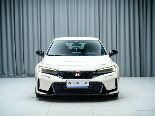 Honda Civic — Фото автомобиля 2