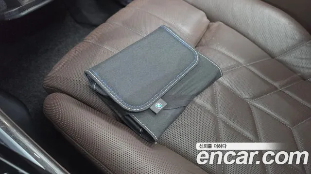 BMW 7 Series G70 — Фото автомобиля 22