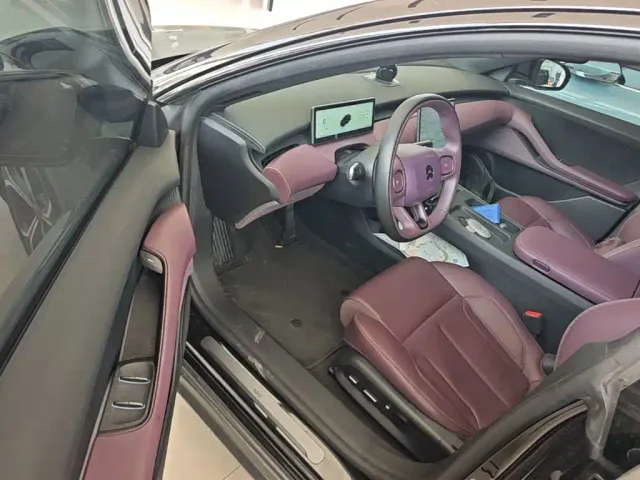 Nio ET5 Touring — Фото автомобиля 15
