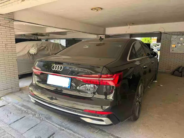 Audi A6L — Фото автомобиля 4