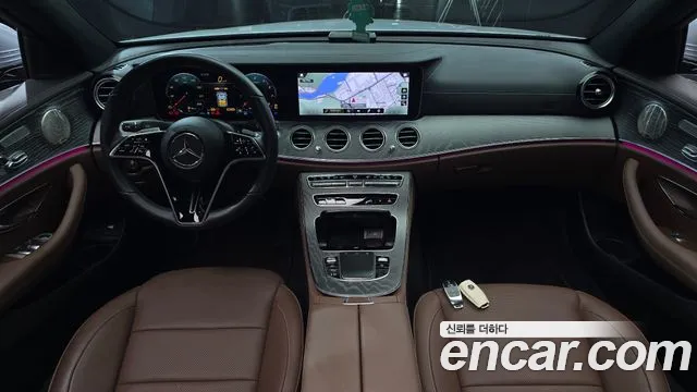 Mercedes-Benz E-Class E-класс W213 E350 4MATIC Exclusive — Фото автомобиля 5