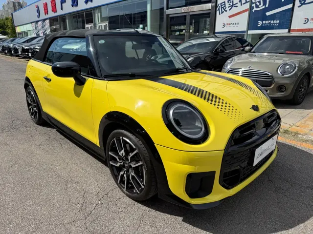 MINI Hatch — Фото автомобиля 3