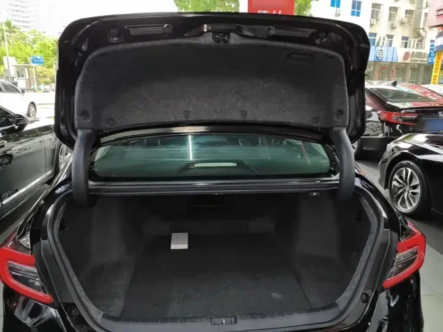Honda Accord — Фото автомобиля 18