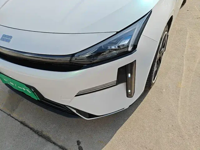 Geely Galaxy L6 — Фото автомобиля 23