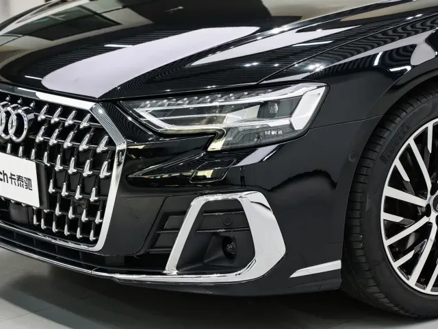 Audi A8 — Фото автомобиля 8