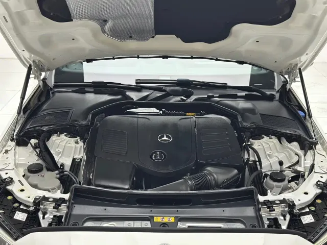Mercedes-Benz C-Class — Фото автомобиля 22
