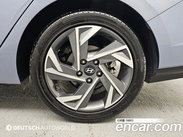 Hyundai Avante CN7 — Фото автомобиля 6