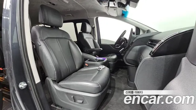 Hyundai Staria Staria Lounge 9 мест — Фото автомобиля 24