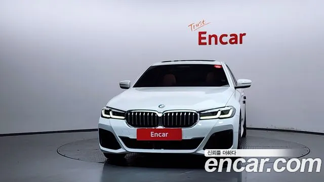BMW 5-Series — Фото автомобиля 3