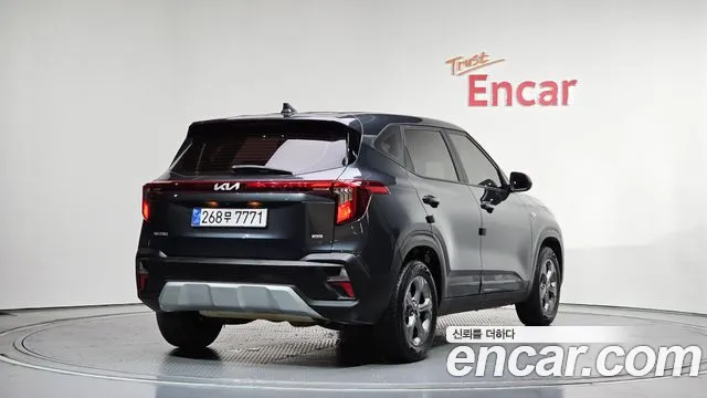 Kia Seltos — Фото автомобиля 2
