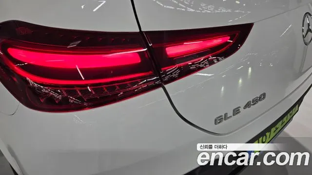 Mercedes-Benz GLE-Class — Фото автомобиля 13