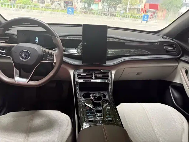 BYD Qin PLUS — Фото автомобиля 9