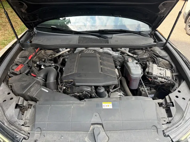 Audi A6L — Фото автомобиля 10