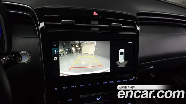Hyundai Tucson Tucson (NX4) Бензин 1.6 турбо 2WD — Фото автомобиля 16