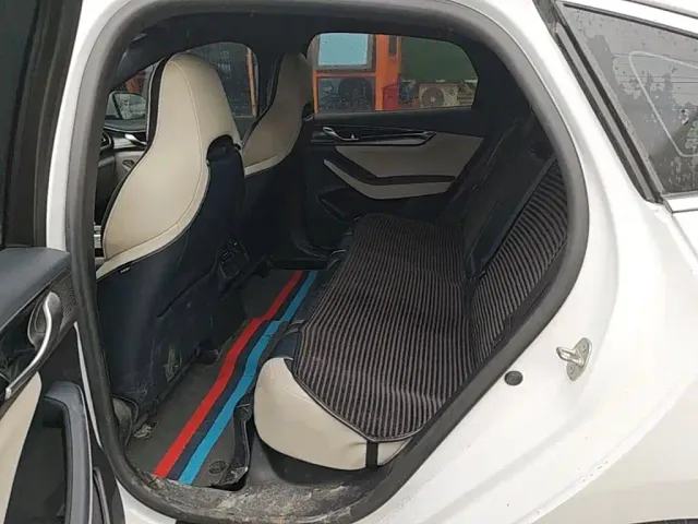 BYD Qin PLUS — Фото автомобиля 16