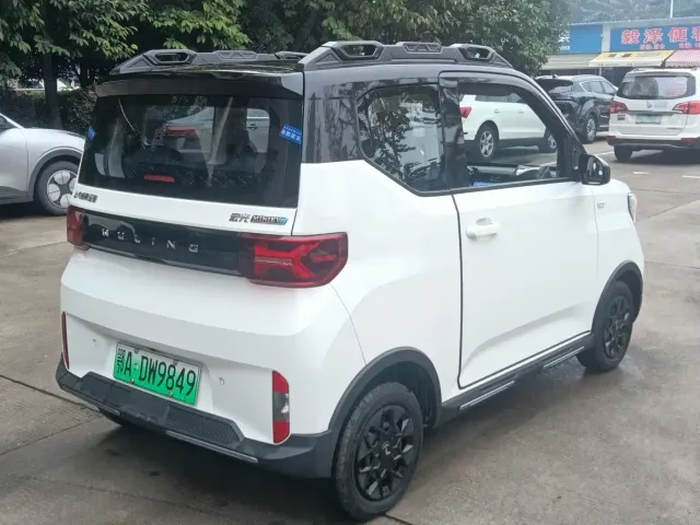 Wuling Hongguang Mini EV — Фото автомобиля 5